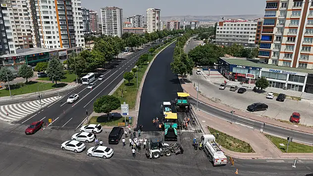 Başkan Büyükkılıç, 20 milyonluk asfalt yatırımını yerinde inceledi