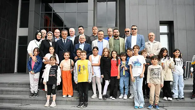 Başkan Büyükkılıç, ailesi mirasındaki şenliğe sahip çıktı