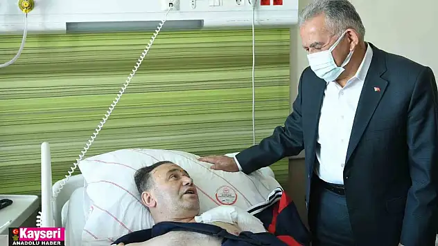 Büyükkılıç depremzedeleri ziyaret etti