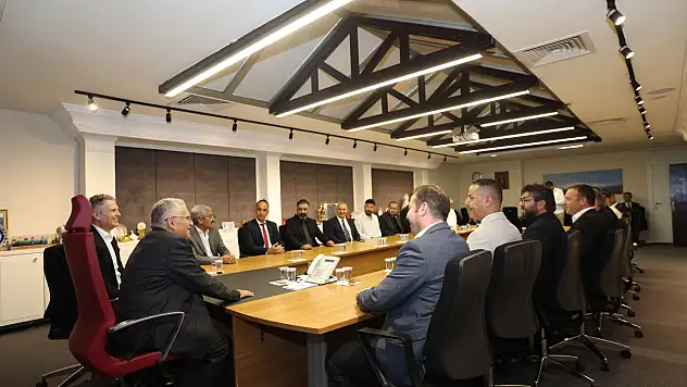 Başkan Büyükkılıç herkesi davet etti: Müjdeyi verdi!