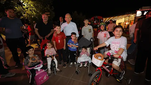 Başkan Büyükkılıç Millet Bahçesi'nde vatandaşlarla bir araya geldi