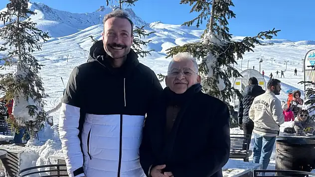 Başkan Büyükkılıç, ünlü dizi oyuncusu ile Erciyes'te bir araya geldi