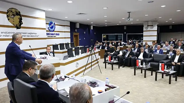 Başkan Büyüksimitci dönemin son meclis toplantısında konuştu