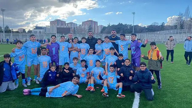 Başkan Çolakbayrakdar'dan sporculara tebrik mesajı...