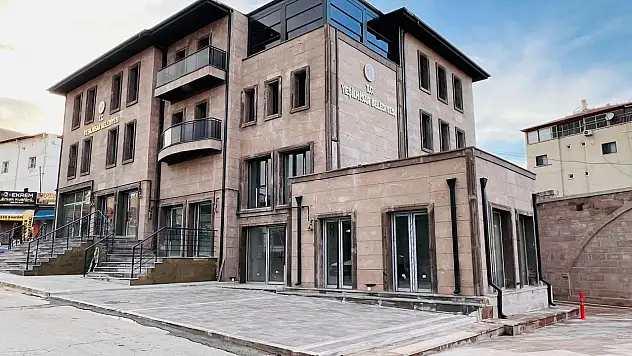 Başkan duyurdu: Belediye binası tamamlandı, Cevizli Çarşı'da çalışmalar sürüyor!