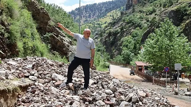 Başkan Esat Öztürk sel bölgesinde: 'Yaraları birlikte saracağız'
