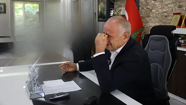 Başkan Öztürk makamında neden gözyaşlarını tutamadı?