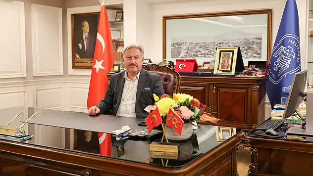 Başkan Palancıoğlu'ndan 29 Ekim mesajı: Gelecek nesillere büyük sorumluluk!