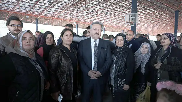 Başkan Palancıoğlu Yıldırım Beyazıt Mahallesi'nde