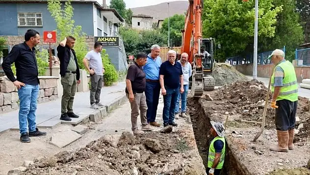 Başkan Yağan'dan sahada inceleme: Pınarbaşı güzelleşiyor