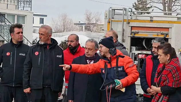Başkan Yalçın'dan Talas'ta afetlere hazırlık mesajı: Uygulamalı eğitim verildi!