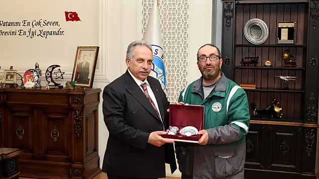 Başkan Yalçın'dan tebrik: 'Soyadın gibi soylusun'