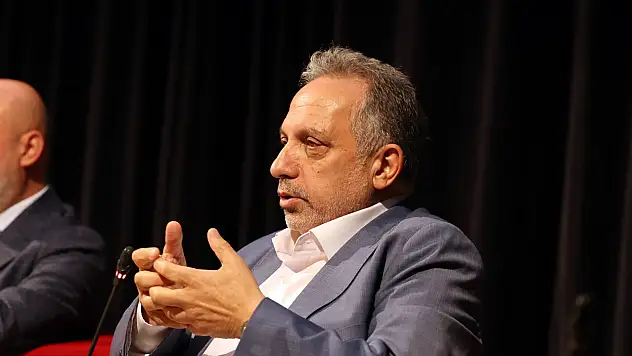 Başkan Yalçın'dan Zirve'de dikkat çeken açıklamalar