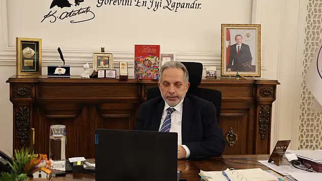 Başkan Yalçın dünyadaki 5 kişiden biri