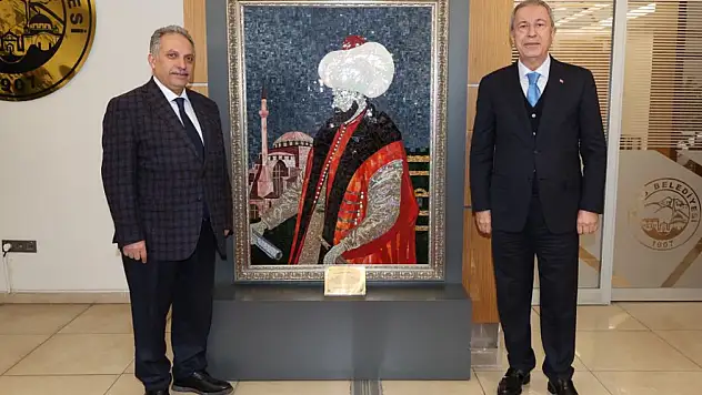 Başkan Yalçın, Hulusi Akar ve Türk Bayrağına yönelik saldırıya kayıtsız kalmadı!