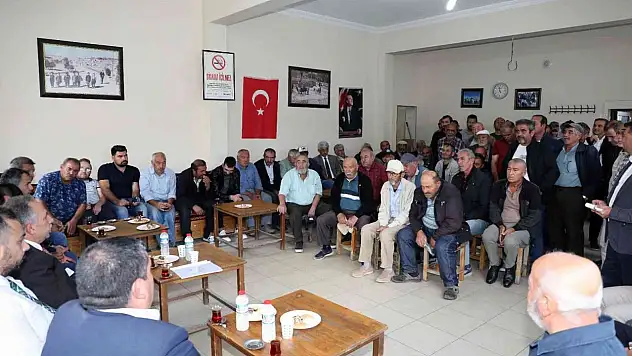Başkan Yalçın kırsalı adım adım geziyor