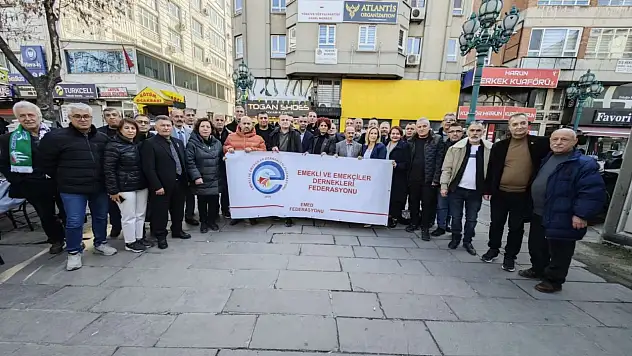 Başkan Yılmaztürk'ten çarpıcı açıklamalar: 'Emekli ve asgari ücret en az 40 bin TL olmalı'