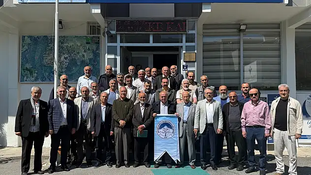 Başkanlardan çağrı, salondan dualar yükseldi: Kayseri'de istişare buluşması