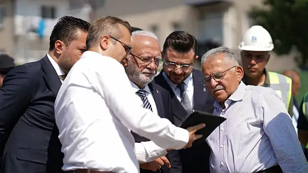 Başkanlardan Kartal Katlı Kavşağı'na yakından inceleme!