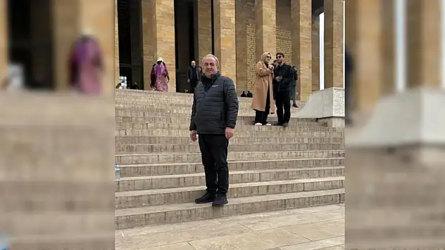 Başkanlığının ikinci yılında Anıtkabir'i ziyaret etti