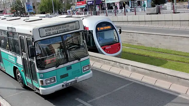 Bayrama 4 gün kala Kayseri'de bekleyiş: Ulaşım ücretsiz olacak mı?