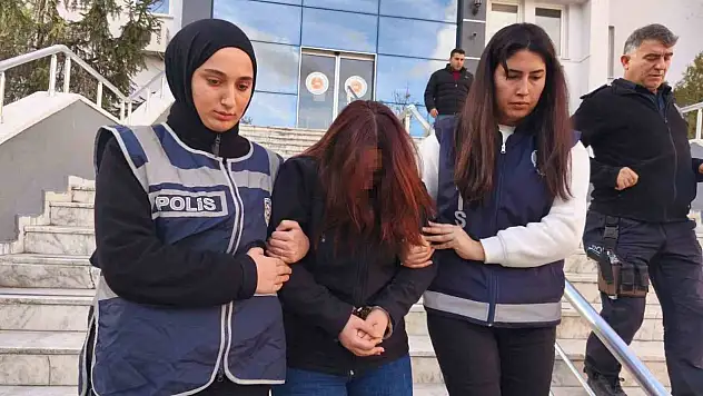 Bebeğe şiddet uygulayan hemşire savunmasını yaptı
