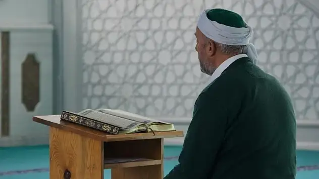 Berat Kandili gecesi nasıl ihya edilir? Yapılacak ibadetler ve dualar