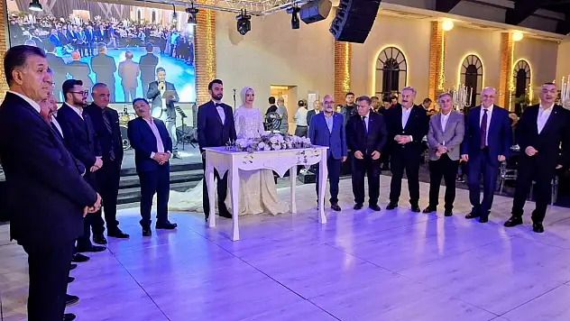 Beyza ve Enes'in mutluluğuna Kayseri protokolü ortak oldu!