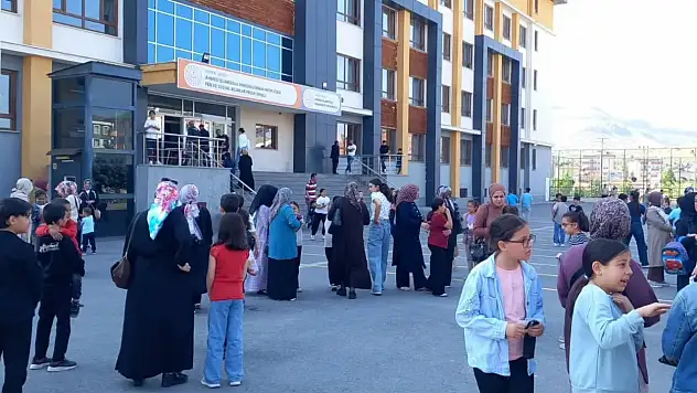 Bir okul, 530 aday... Sadece 66 kişi hayaline ulaşacak