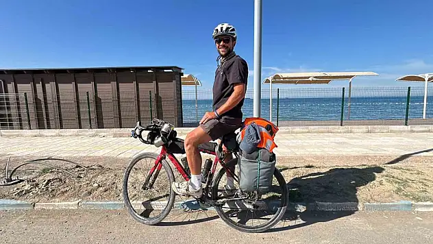 3 buçuk ayda 2 bin 500 kilometreyi pedalladı!