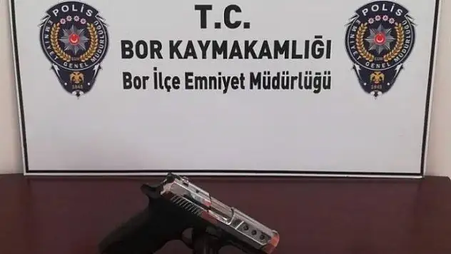 Polis ekiplerinden silah operasyonu: 2 şüpheli tutuklandı