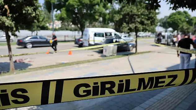 Boşanma davası sonrası iki aile birbirine girdi: 1 ölü, 5 yaralı