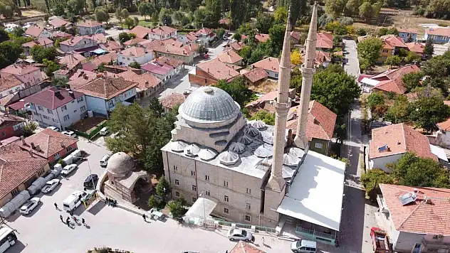 Bozok'un sessiz tanığı: Çerkez Bey Türbesi!