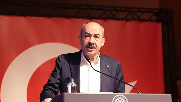 Bu bir devrim değil, hızlandırılmış evrim! – Gülsoy'dan dijital geleceğe net mesaj