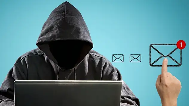 'Bu fotoğraftaki sen misin?' mesajına dikkat! Tek tıkla büyük risk