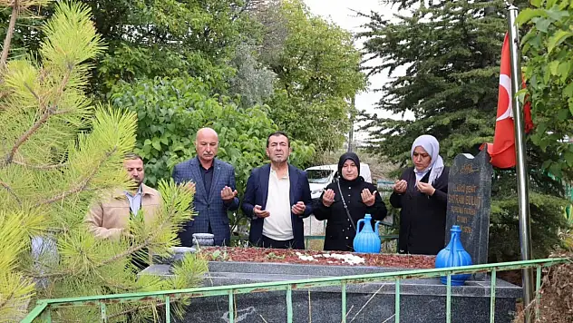 Bünyan'da Bayram Bulut kabri başında anıldı