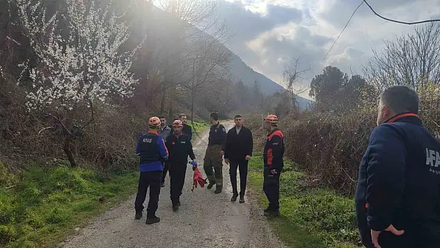 Bursa'da dağlık alanda mahsur kalan yaralı vatandaş kurtarıldı