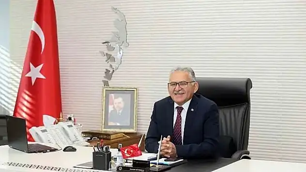 Büyükkılıç: 'Cumhuriyet'i Türkiye Yüzyılı vizyonuyla geleceğe taşıyoruz'
