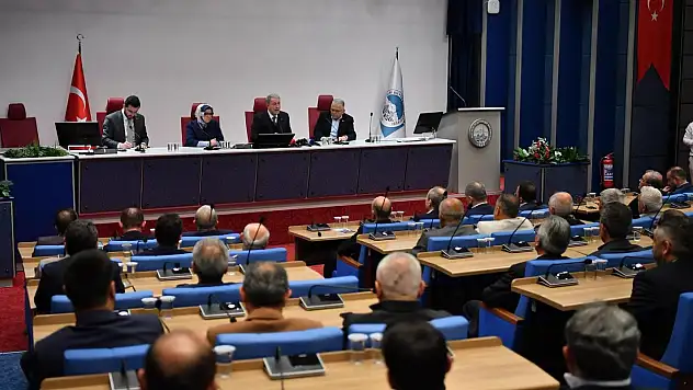 Büyükkılıç iş dünyası ile bir araya geldi!