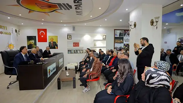 Büyükkılıç'tan Develi çıkarması: Muhtarlarla yatırımlar üzerine istişare!