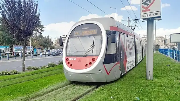 Büyükkılıç'tan Kayserililere müjde! Tramvay ücretsiz olacak