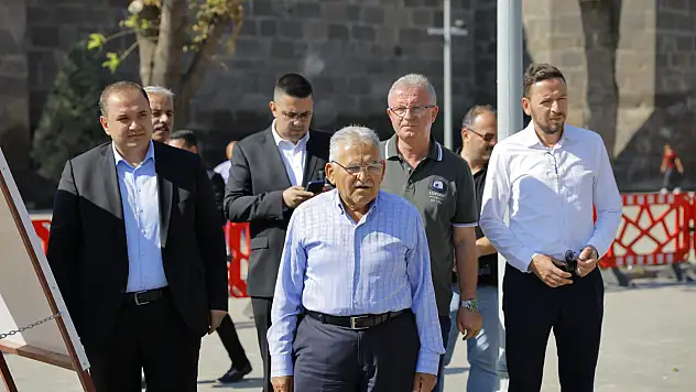 Büyükkılıç'tan meydan çalışmalarına yakın takip