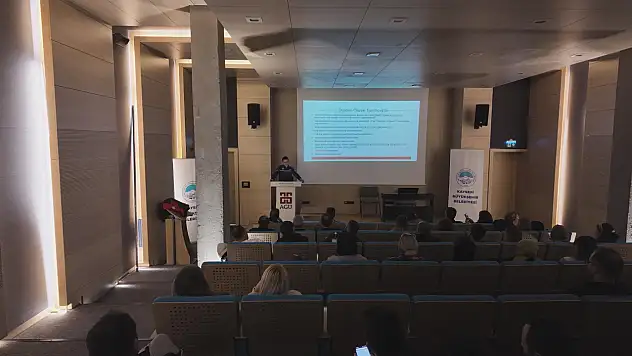 Büyükşehir Belediyesi'nden AGÜ'de eğitim: Hangi konular öne çıktı?