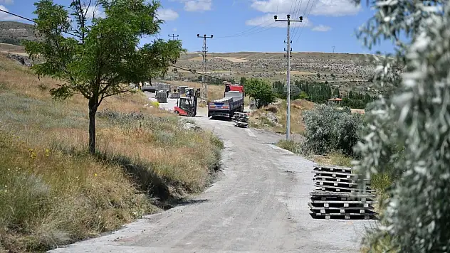 Büyükşehir'den kırsal mahallelere 9 milyon TL'lik ulaşım yatırımı