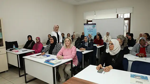 Büyükşehir'den Türk diline güçlü katkı!