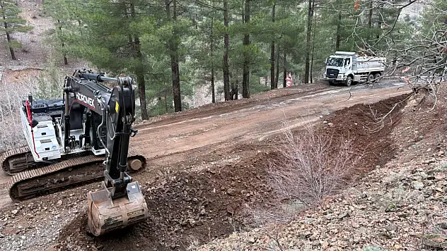 Büyükşehir ekipleri Yahyalı'da seferber oldu