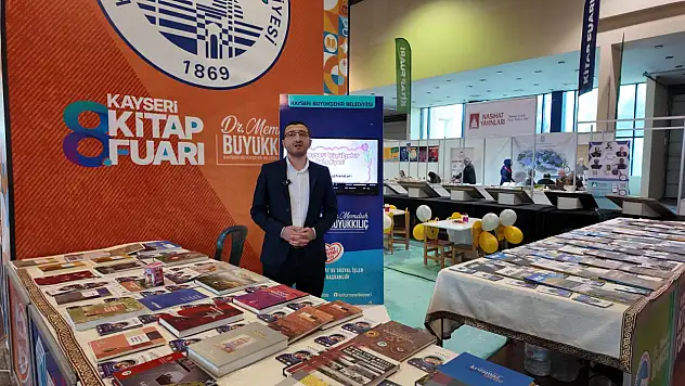 Büyükşehir'in 'Kültür Standı', 8. Kayseri Kitap Fuarı'na renk katıyor