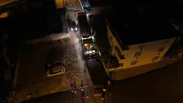 Kahramanmaraş'ta gece gündüz asfalt mesaisi başladı
