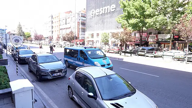 Büyükşehir zabıtadan otobüs duraklarında güvenlik denetimi