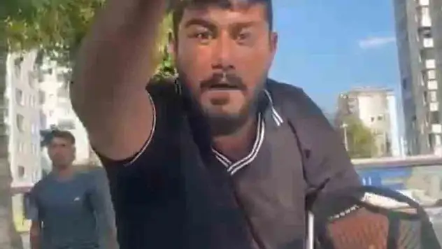 Kayseri'de cam silme bahanesi ile sürücüyü zorlamıştı - Yakalandı!